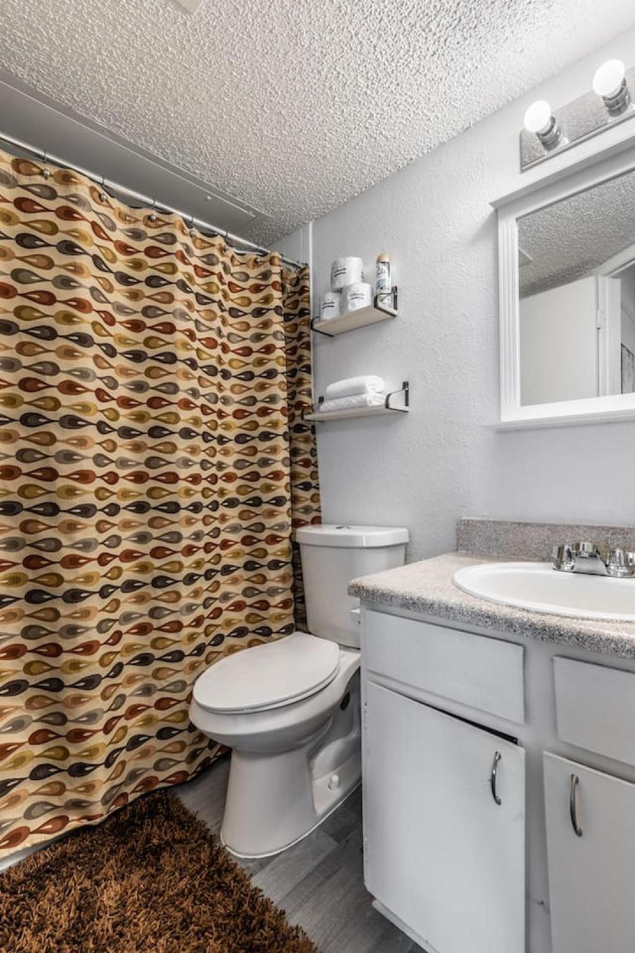 Apartment Extended Affordable In North Dallas